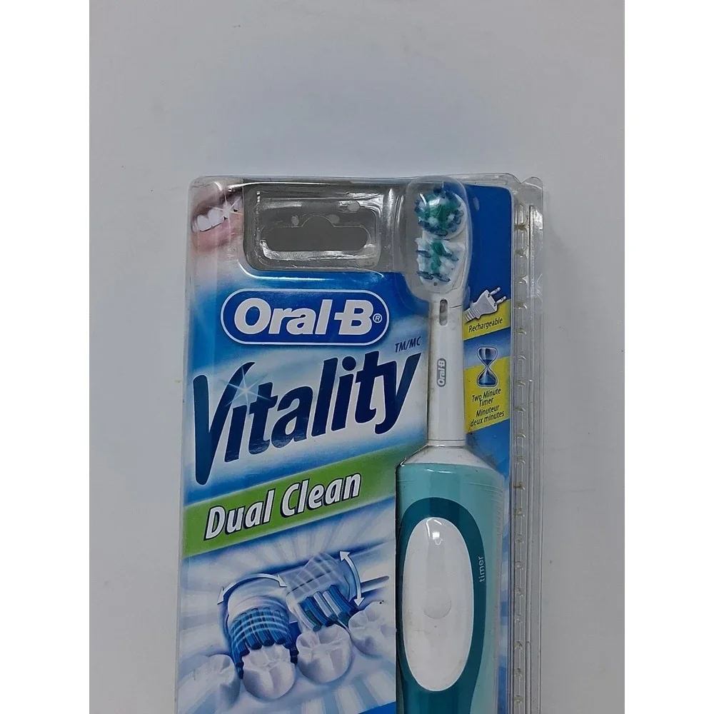 NEW Oral-B Vitality Dual Clean Electric Power Toothbrush Braun SEALED D12513P